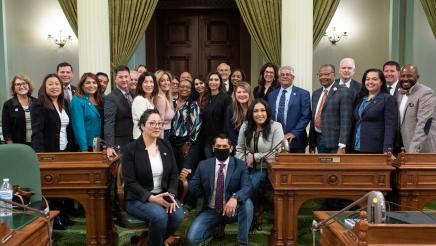 Group photo of Assemblymembers 